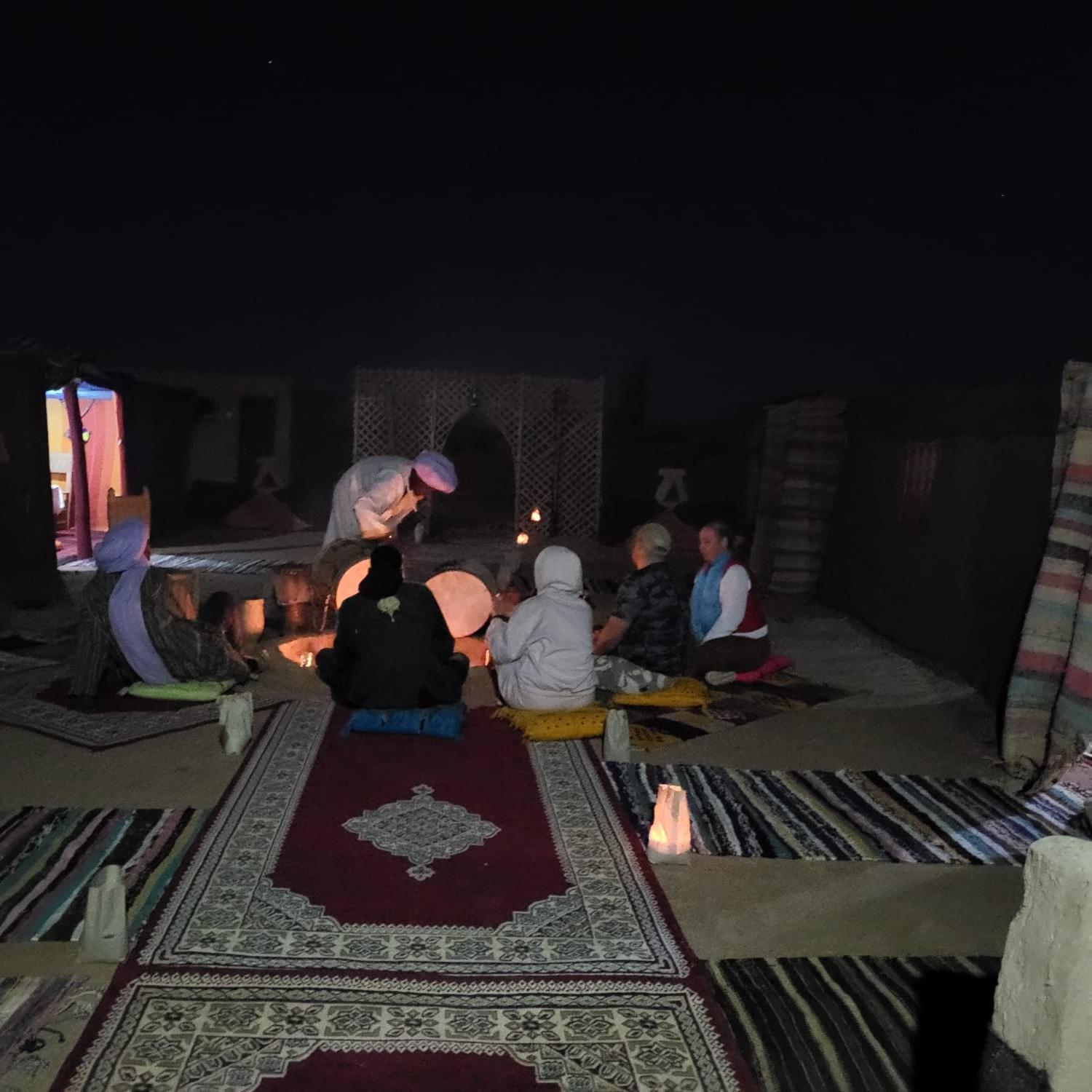 Camp Familia Erg Chebbi Tente de luxe